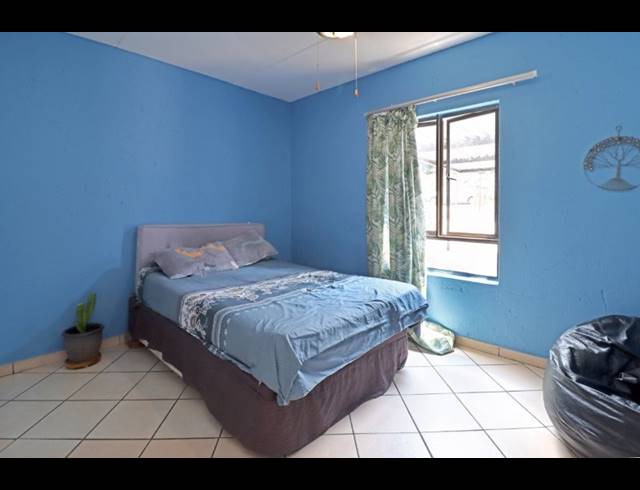 2 BEDROOM APARTMENT FOR SALE IN NORTHGATE